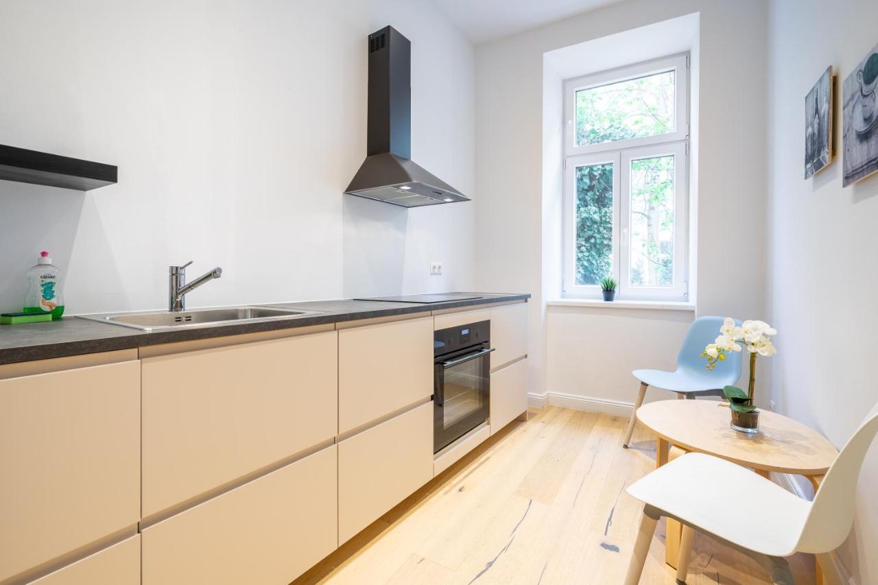 Cottageviertel - Stilvolles Apartment in Parknähe Wien Exteriör bild